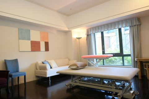 リハビリはこちらのお部屋で行います